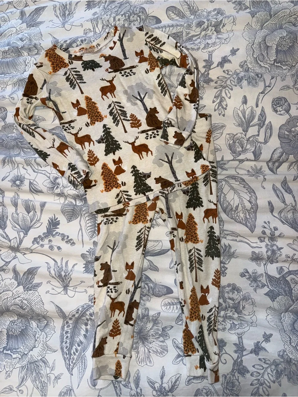 4 MATCHING SETS PJ 3T BUNDLE BAG